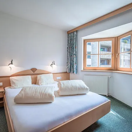 Roesslwirt Apartment *